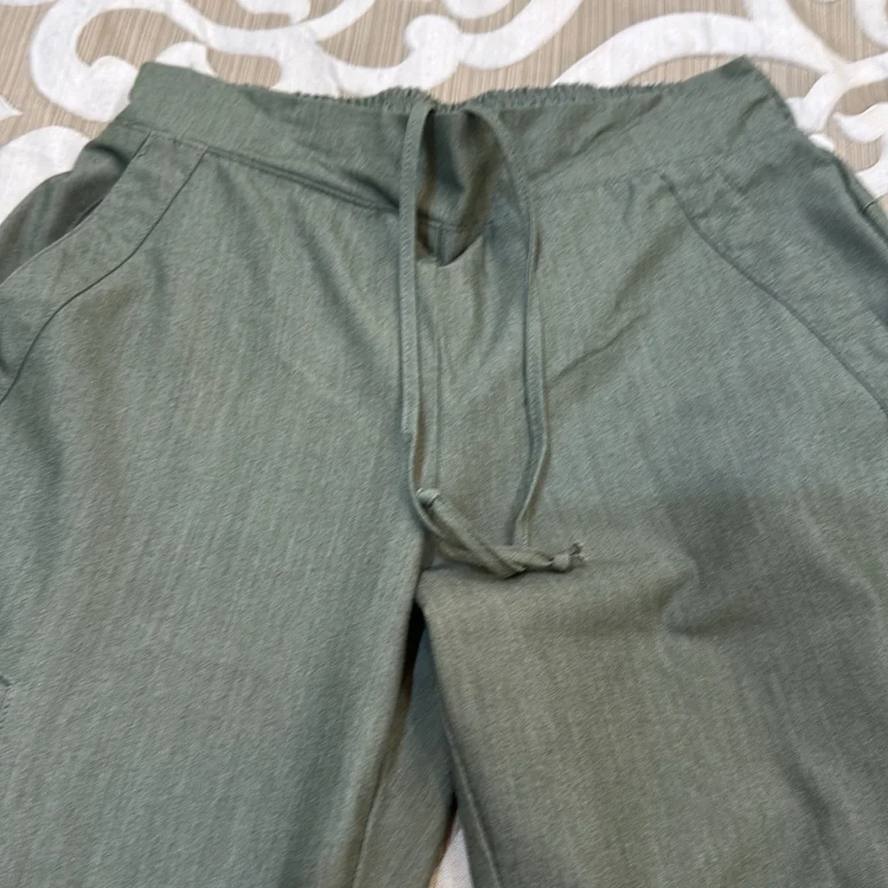 Grey's Anatomy Sage Green Scrub Top and pants - Picture 7 of 11
